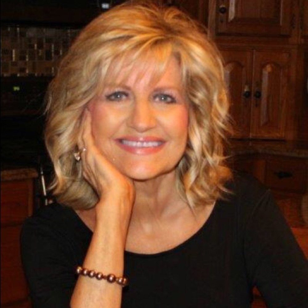 Meet your Posher, Linda